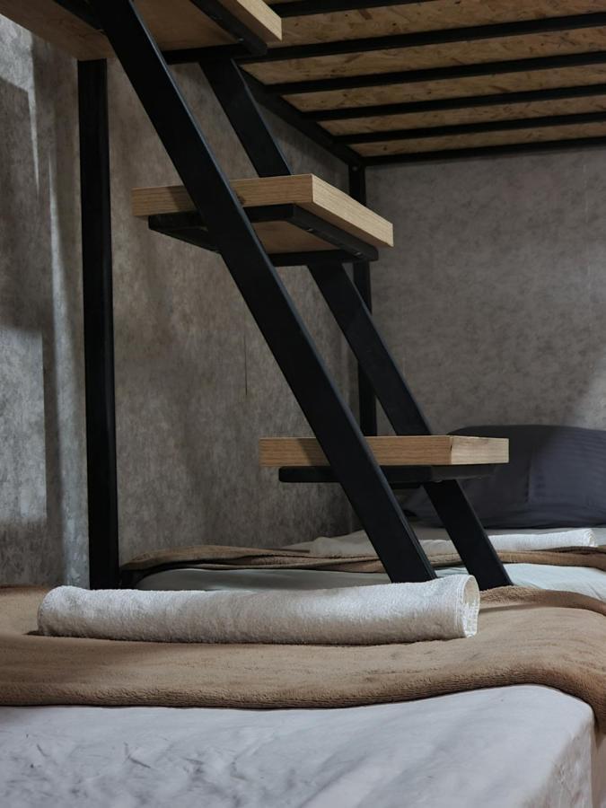 Traveler Hostel Tiflis Dış mekan fotoğraf