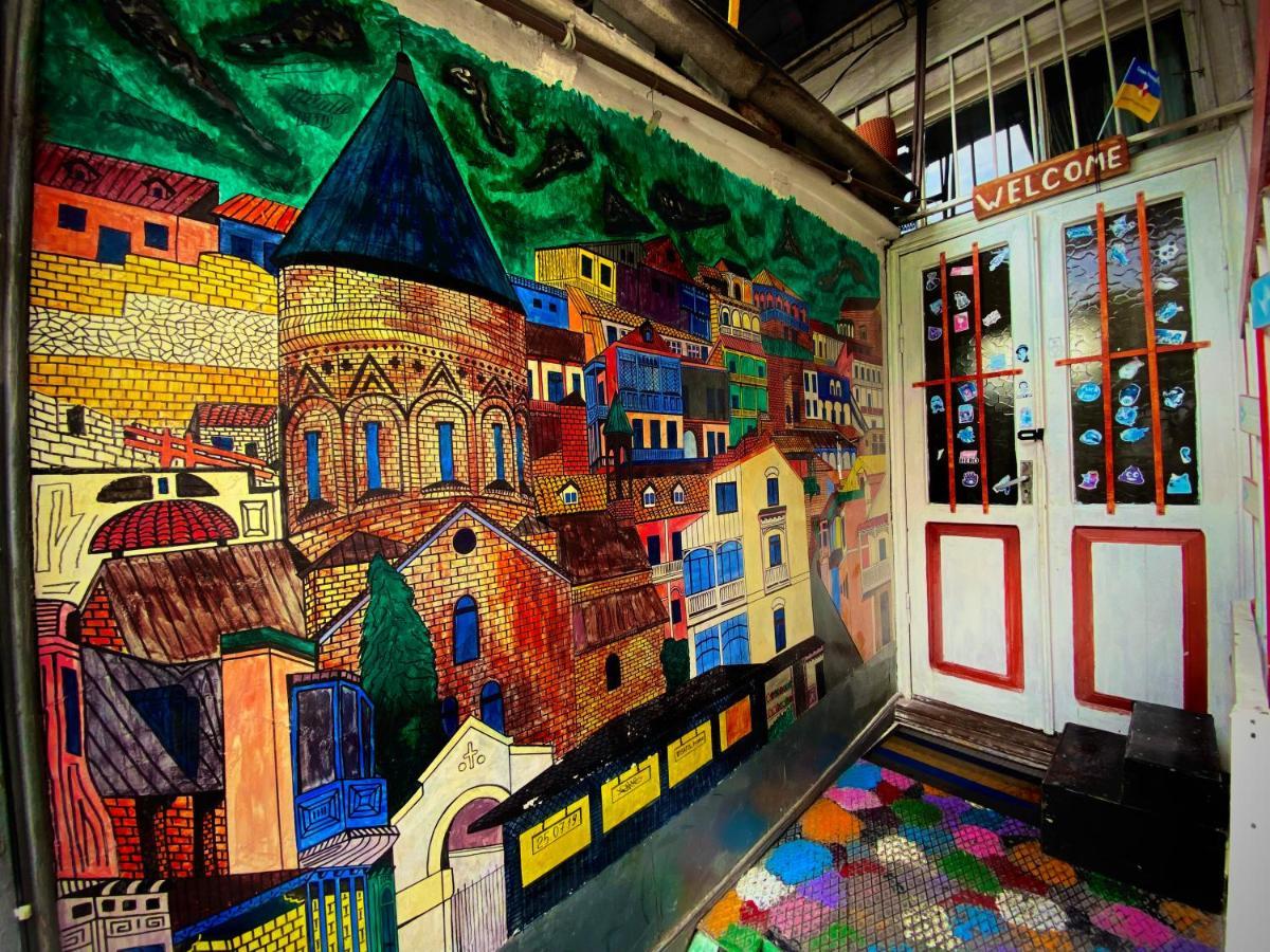 Traveler Hostel Tiflis Dış mekan fotoğraf